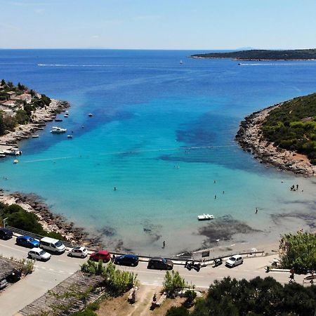 Apartments By The Sea Milna, Vis - 8896 Екстериор снимка