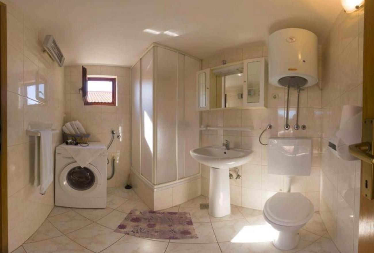 Apartments By The Sea Milna, Vis - 8896 Екстериор снимка